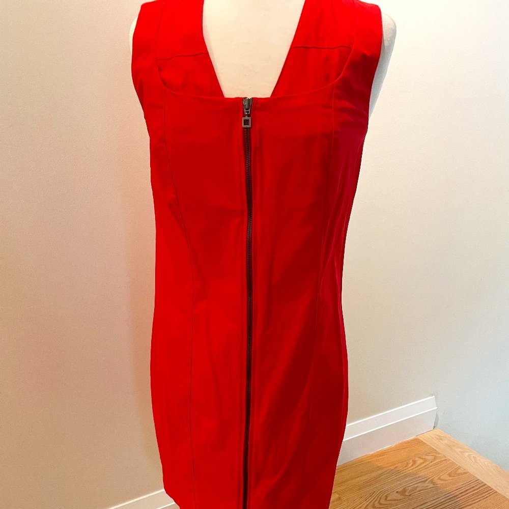 Sarah Pacini Front-Zip Dress